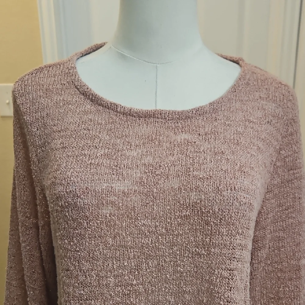 Nally & Millie Dusty Pink Textured Tunic Top Ruffled Hem & Layered Bell Sleeves - Picture 3 of 11